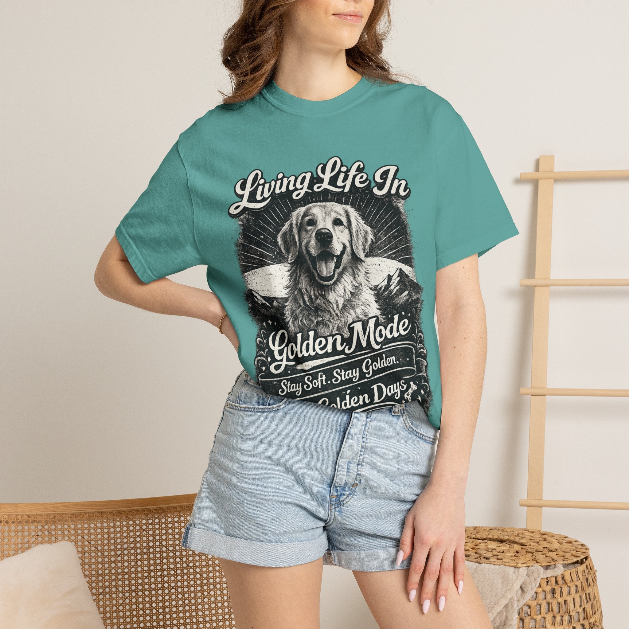 Golden Retriever Dog Lover Graphic T-Shirt