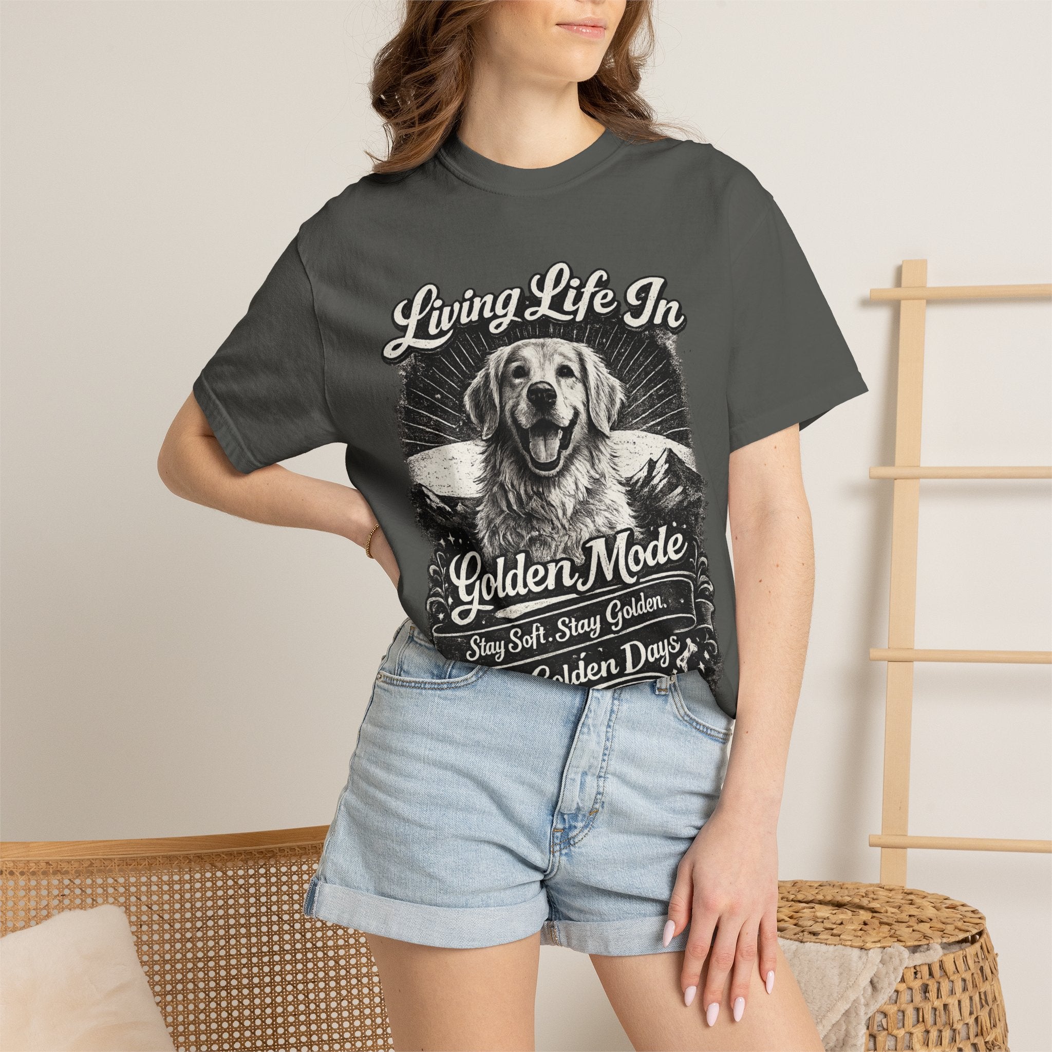 Golden Retriever Dog Lover Graphic T-Shirt