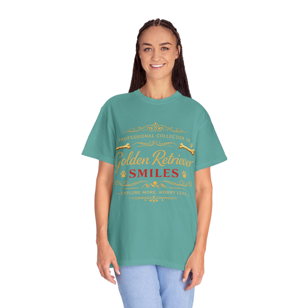 Golden Retriever Smiles T-Shirt
