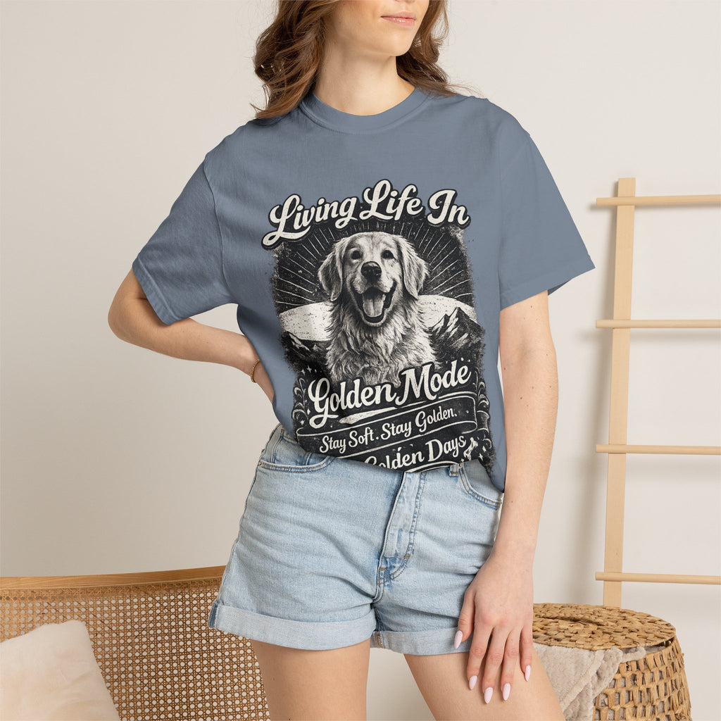 Golden Retriever Dog Lover Graphic T-Shirt