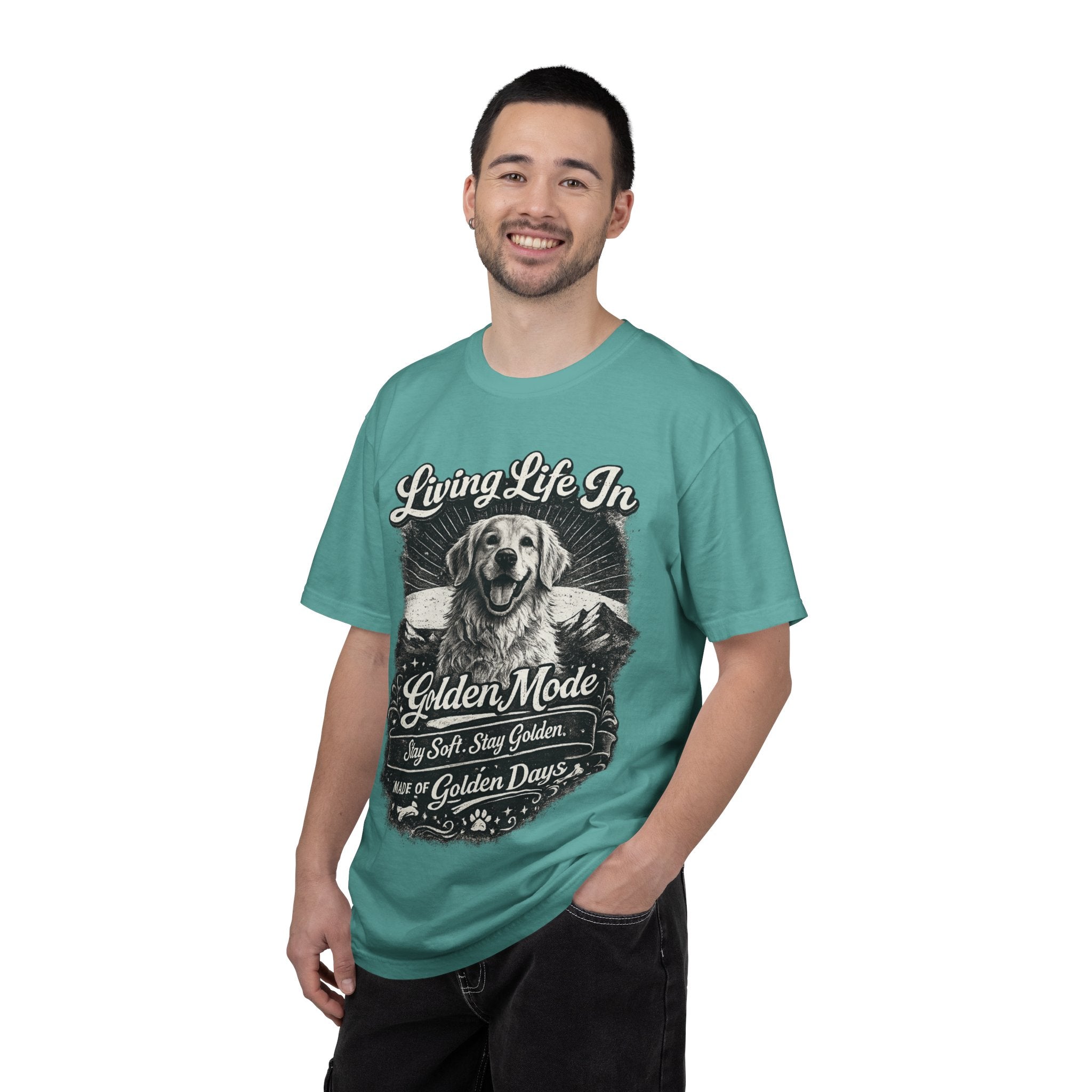 Golden Retriever Dog Lover Graphic T-Shirt