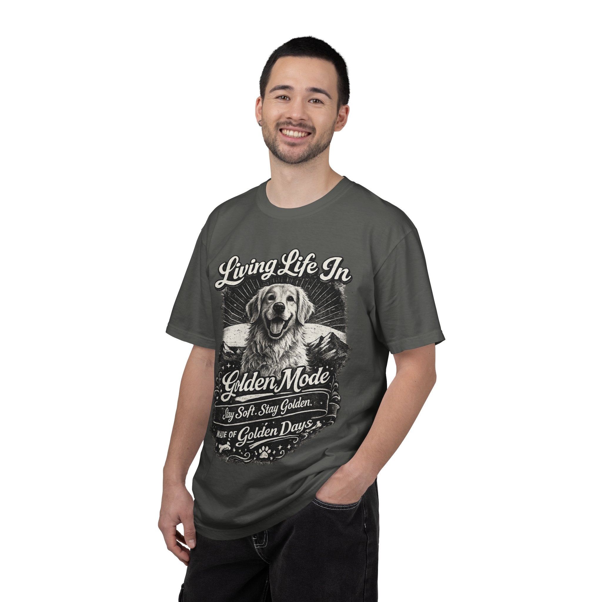Golden Retriever Dog Lover Graphic T-Shirt
