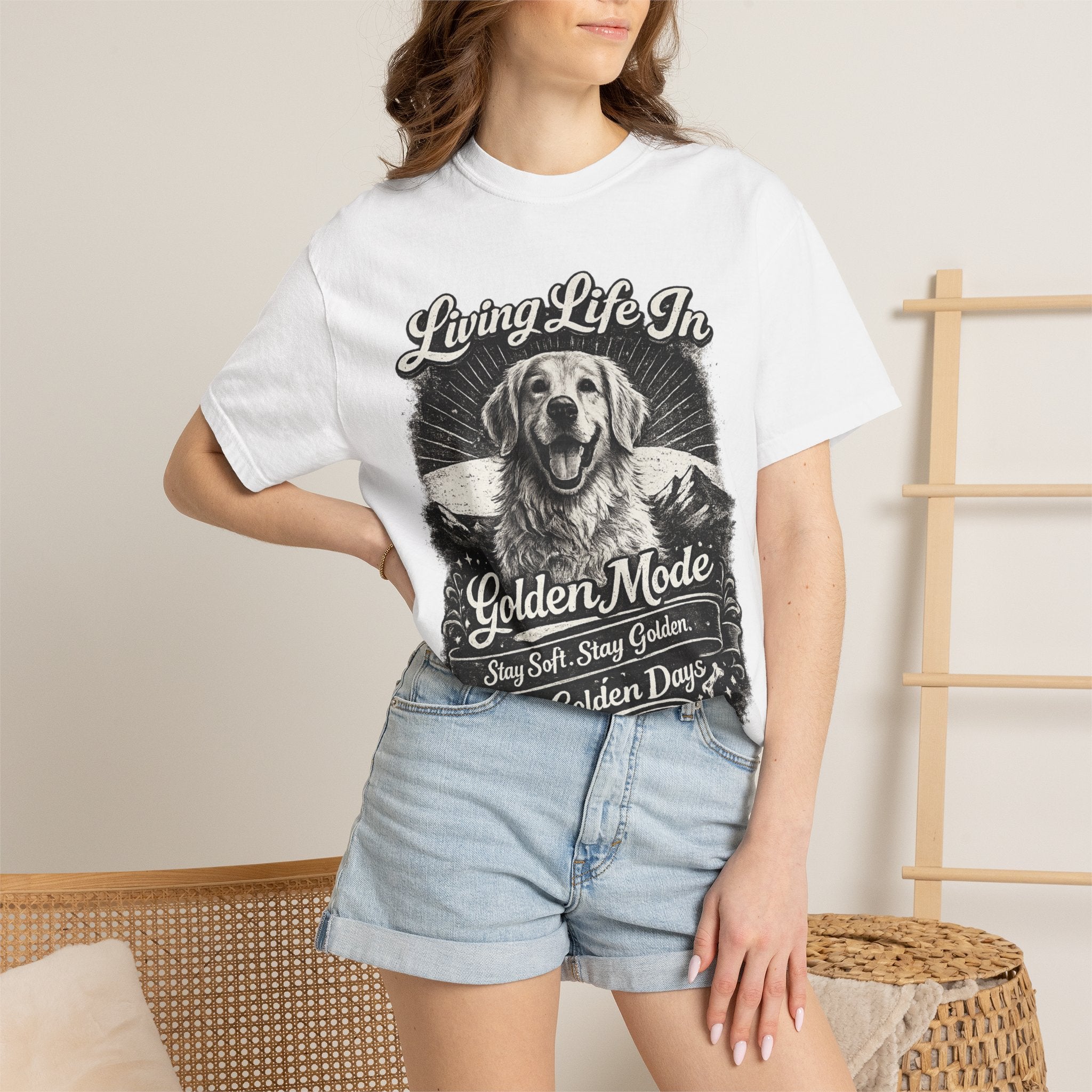 Golden Retriever Dog Lover Graphic T-Shirt