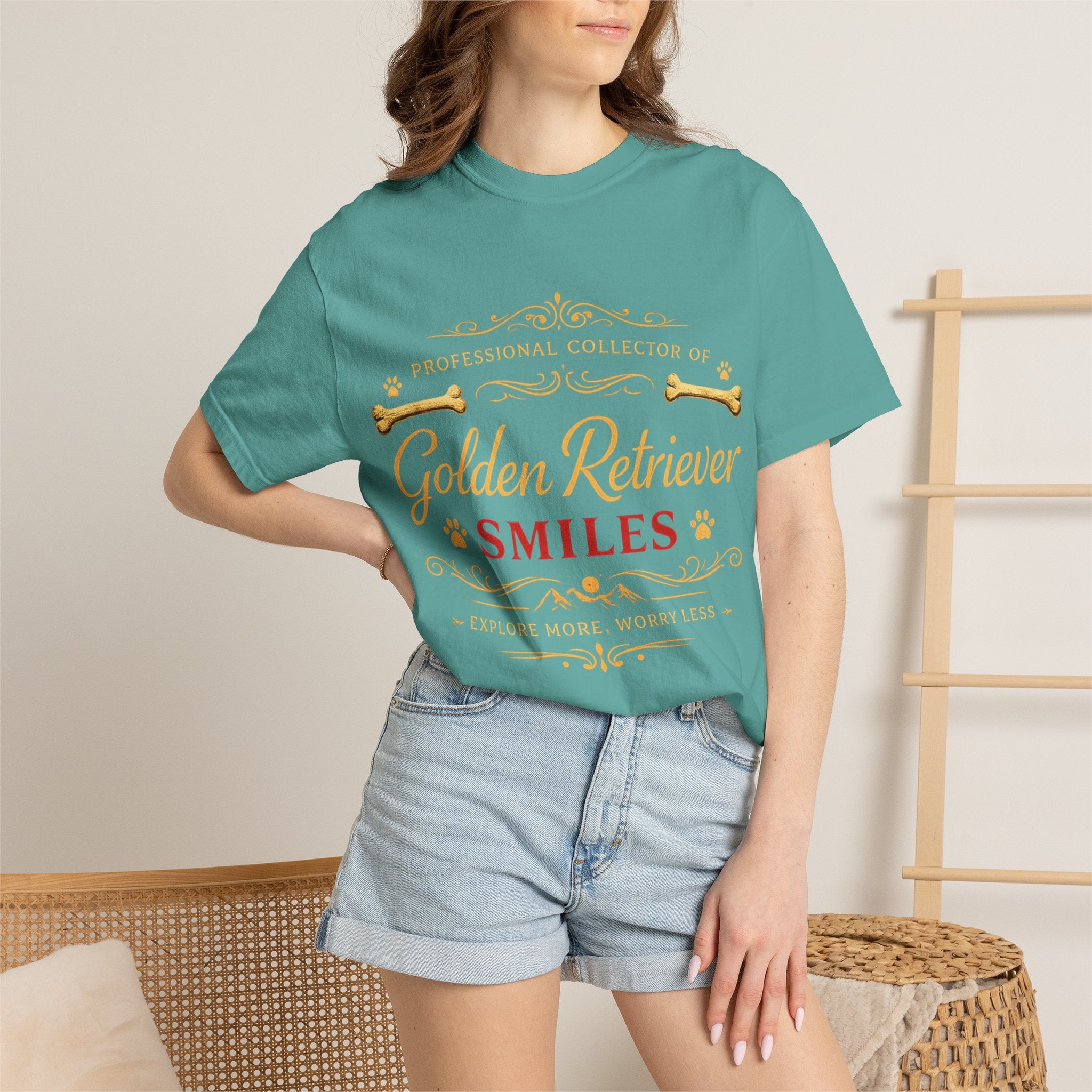 Golden Retriever Smiles T-Shirt
