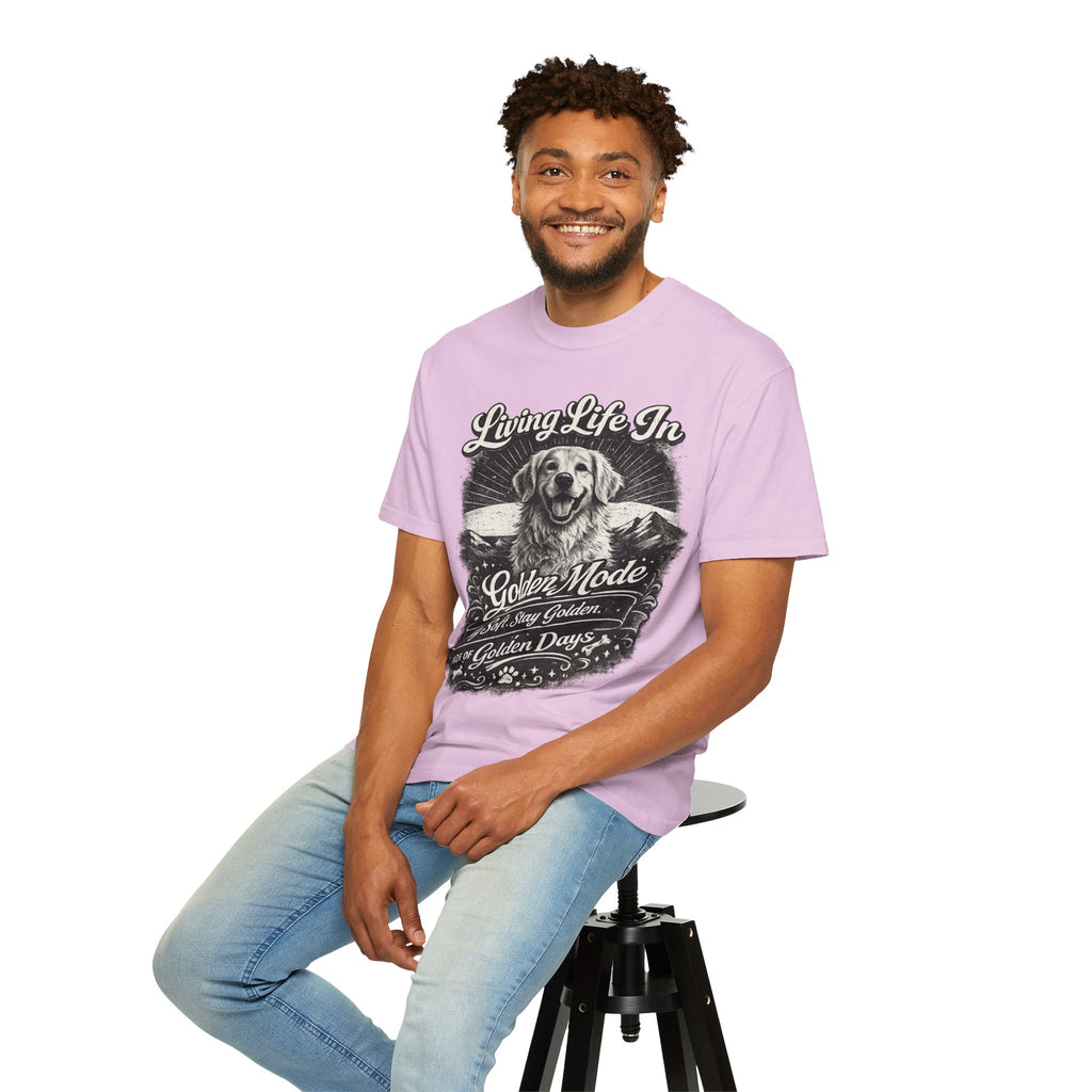 Golden Retriever Dog Lover Graphic T-Shirt